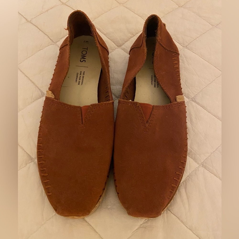 Toms Womens Suede Loafers - Picture 3 of 6